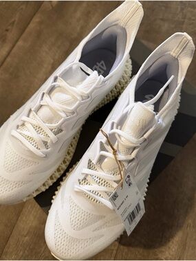 Adidas 4DFWD 3 Women’s Running Shoes Triple White IG8992 New With Tags